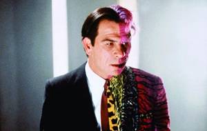 Atores que fizeram mais de um filme de quadrinhos: Tommy Lee Jones